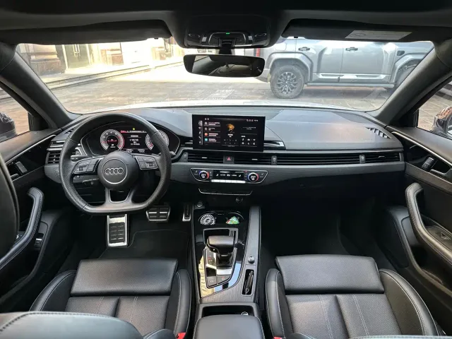 Audi A4L — Фото автомобиля 11