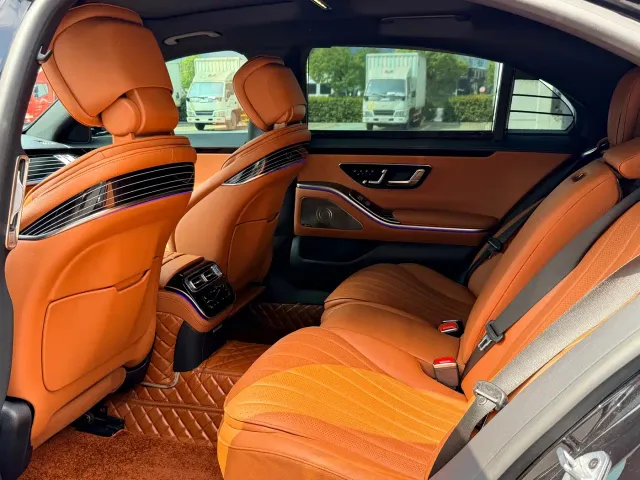 Mercedes-Benz S-Class — Фото автомобиля 14