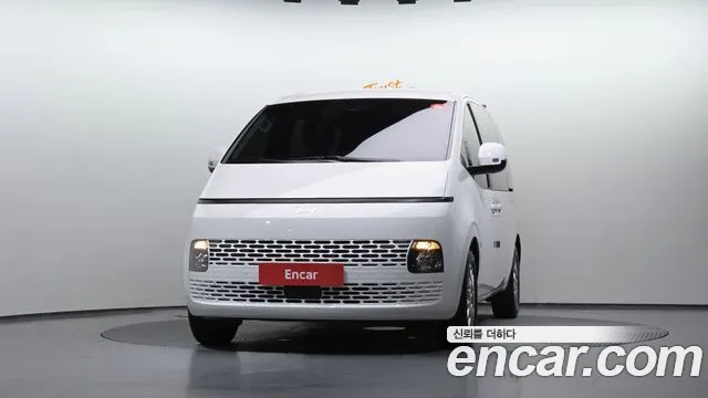 Hyundai Staria — Фото автомобиля 3