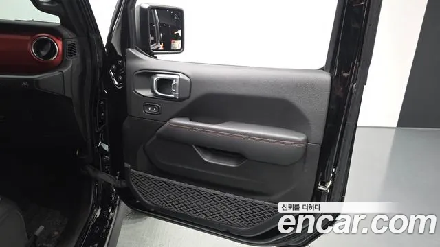 Jeep Wrangler Wrangler (JL) 2.0 Rubicon 2 двери — Фото автомобиля 24