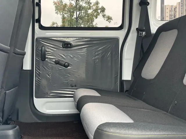 Wuling Zhiguang NEV — Фото автомобиля 7
