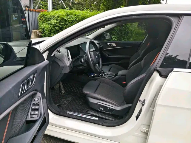 BMW 2 Series — Фото автомобиля 4