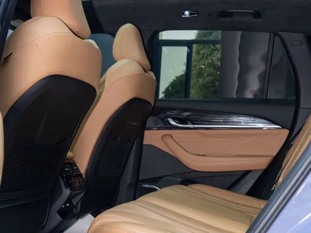 Geely Xingyue L — Фото автомобиля 12