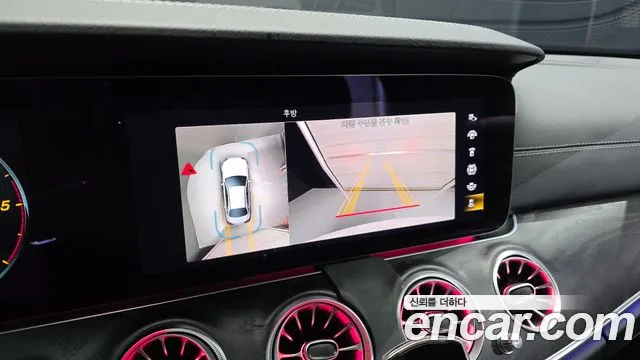 Mercedes-Benz E-Class — Фото автомобиля 11