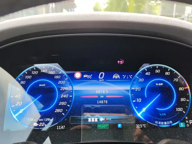 Mercedes-Benz EQE AMG — Фото автомобиля 4
