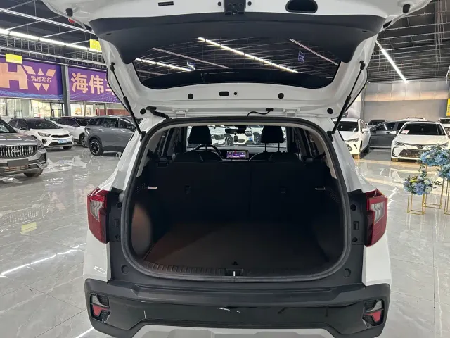 Kia Seltos — Фото автомобиля 6