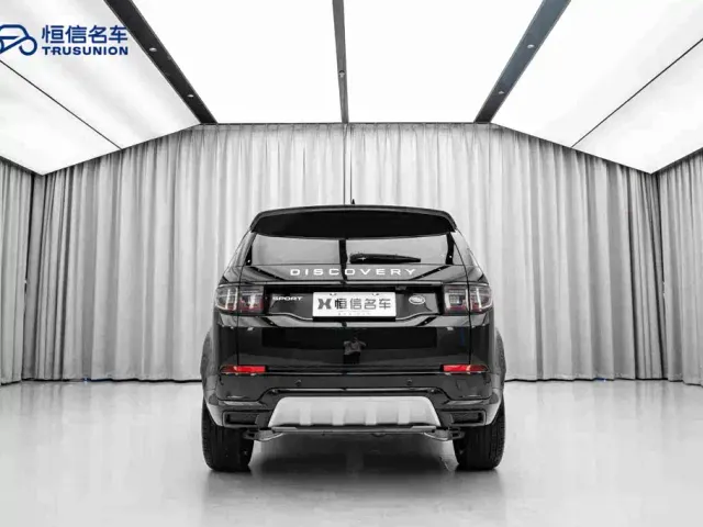 Land Rover Discovery Sport — Фото автомобиля 6