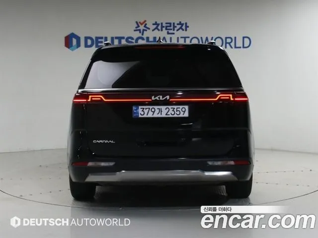 Kia Canival Carnival 4 поколение Бензин 7 мест Signature — Фото автомобиля 4