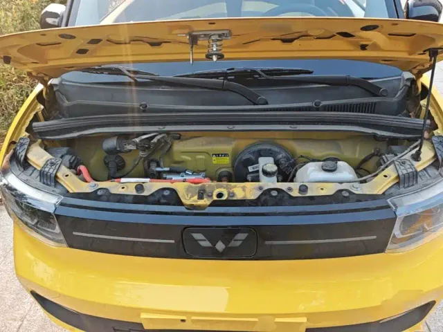 Wuling Hongguang Mini EV — Фото автомобиля 19