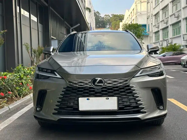 Lexus RX — Фото автомобиля 2