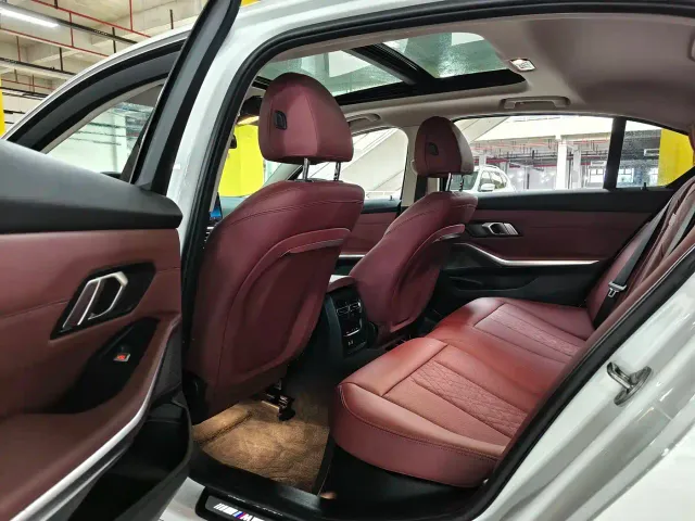 BMW 3 Series — Фото автомобиля 13