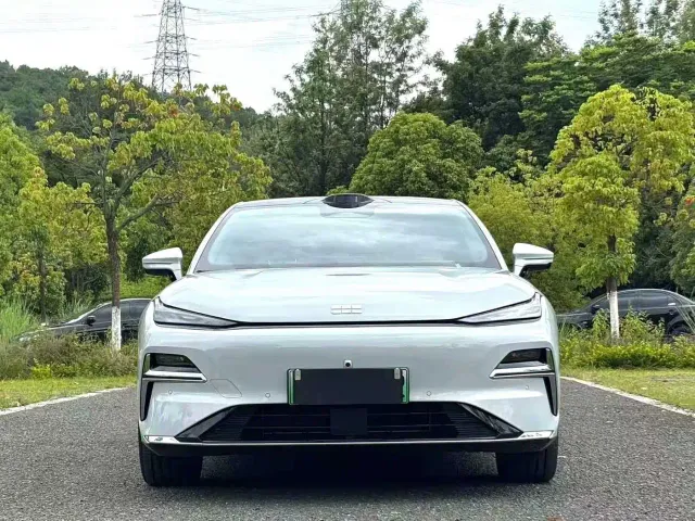 Geely Galaxy Xingyao 8 — Фото автомобиля 2
