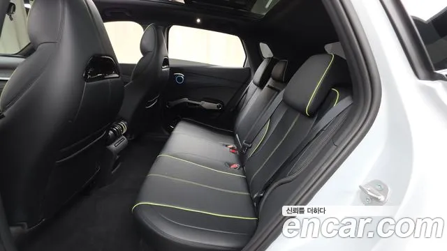 BYD Atto 3 — Фото автомобиля 8