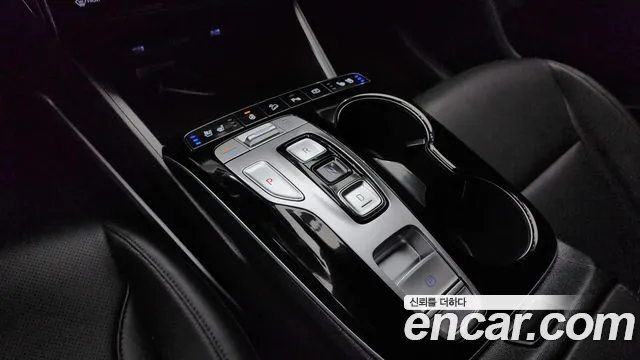 Hyundai Tucson Tucson (NX4) Дизель 2.0 4WD — Фото автомобиля 9