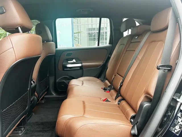 Mercedes-Benz EQB — Фото автомобиля 9