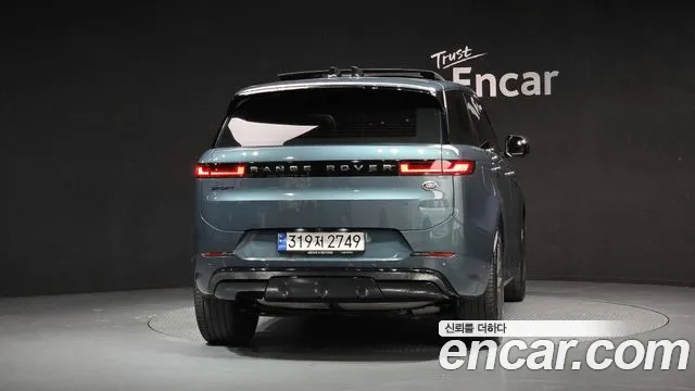 Land Rover Range Rover Sport — Фото автомобиля 4