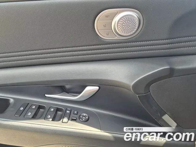 Hyundai AVANTE Avante (CN7) — Фото автомобиля 15