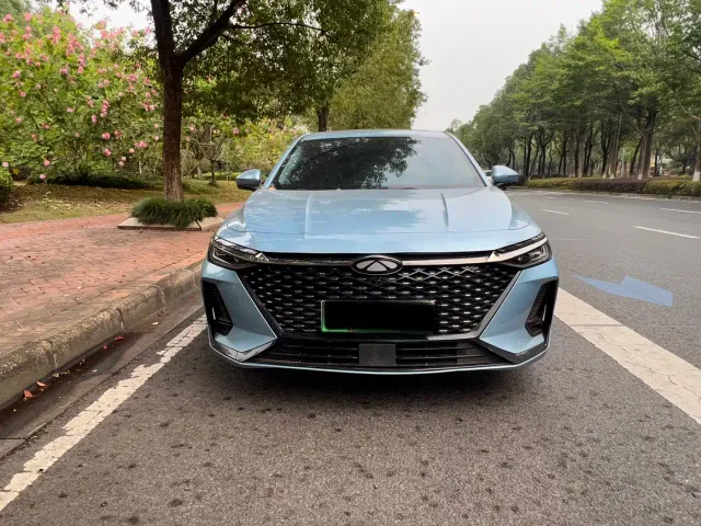 Chery Fulwin A8 — Фото автомобиля 2