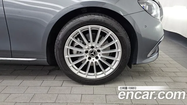 Mercedes-Benz E-Class W213 — Фото автомобиля 6