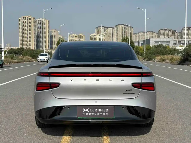 Xpeng P7 — Фото автомобиля 6