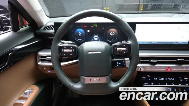 Hyundai Grandeur Grandeur (GN7) 2.5 Бензин 2WD — Фото автомобиля 13