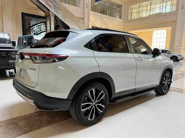 Honda Vezel — Фото автомобиля 18