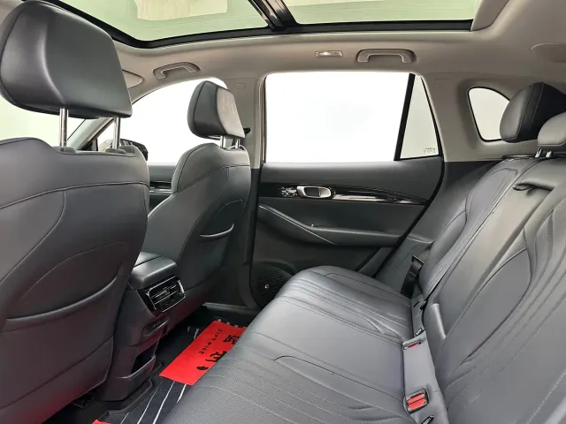 Geely Galaxy E5 — Фото автомобиля 16