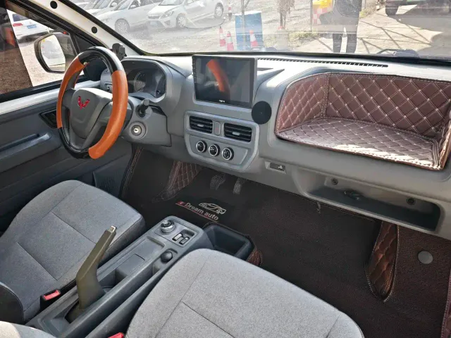 Wuling Yangguang — Фото автомобиля 6