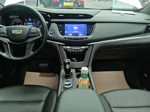 Cadillac XT5 — Фото автомобиля 12