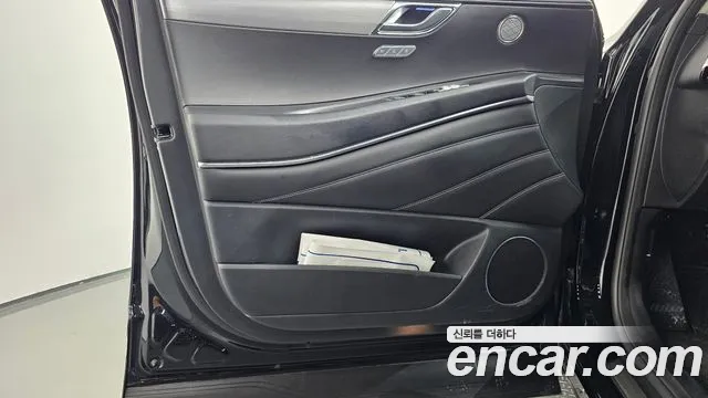 Genesis GV80 — Фото автомобиля 13