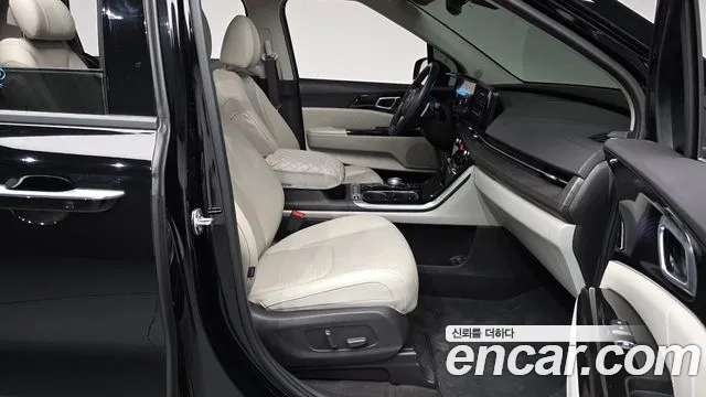 Kia Canival Carnival 4 поколение Бензин 7 мест Signature — Фото автомобиля 17