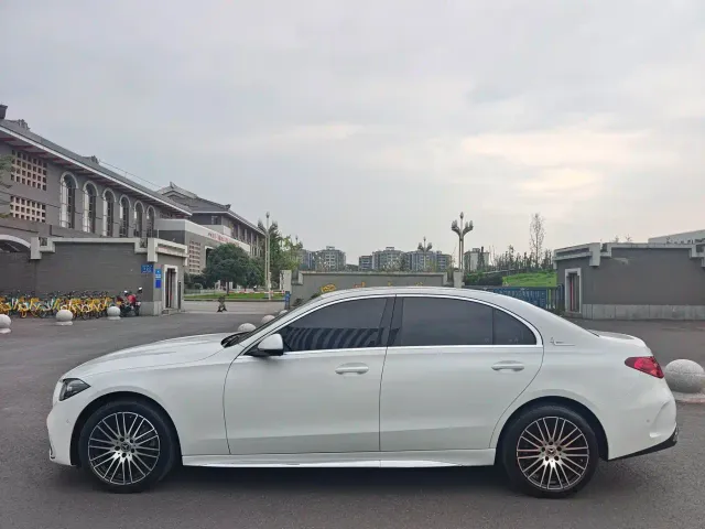 Mercedes-Benz Mercedes-Benz C-Class 2024 C 200 L Sport Edition — Фото автомобиля 9