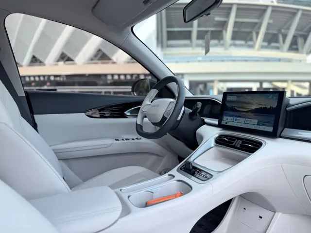 Geely Starry Wish — Фото автомобиля 13