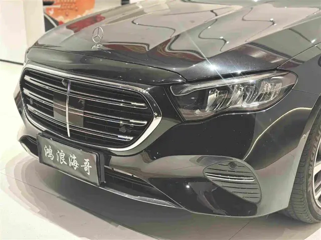 Mercedes-Benz E-Class — Фото автомобиля 15