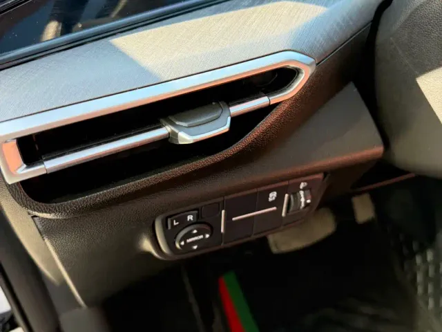Changan Eado — Фото автомобиля 9