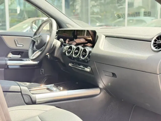 Mercedes-Benz GLA-Class — Фото автомобиля 27
