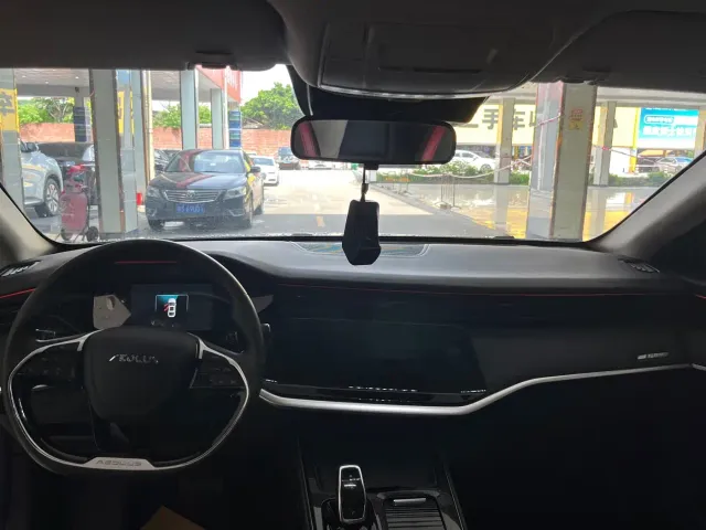 Dongfeng Yixuan MAX — Фото автомобиля 6