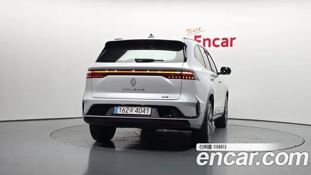 Renault-KoreaSamsung Grand Koleos Grand Koleos — Фото автомобиля 4