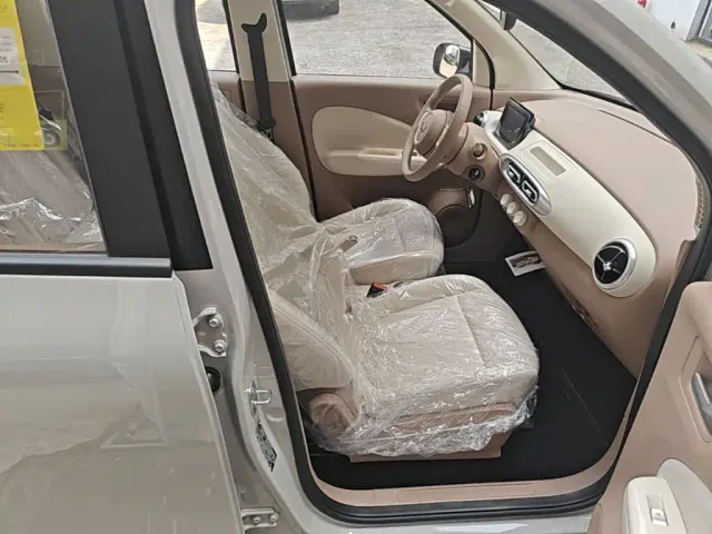 Wuling Hongguang Mini EV — Фото автомобиля 24