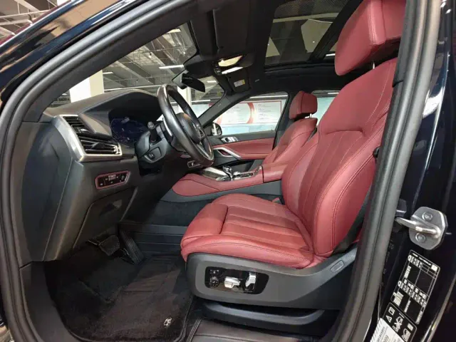 BMW BMW X6 2022 xDrive40i Premium M Sport Package — Фото автомобиля 25