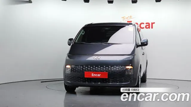 Hyundai Staria Staria Карго 3 места — Фото автомобиля 2
