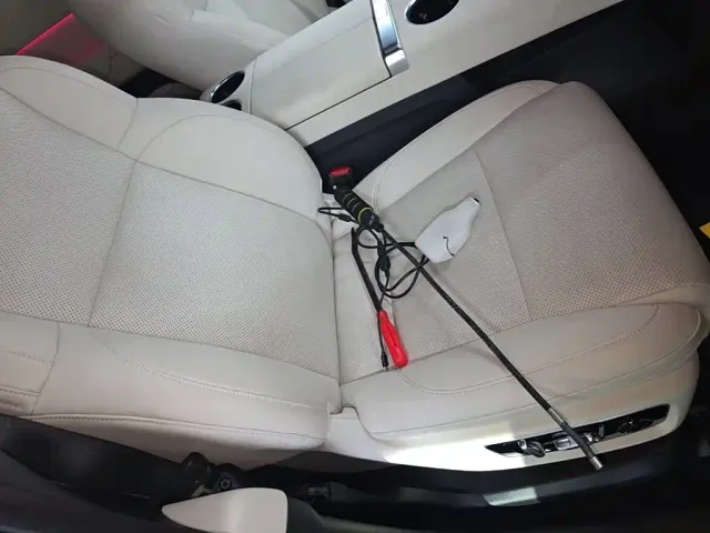 Li Auto L8 — Фото автомобиля 24