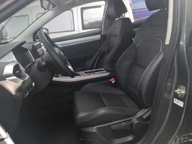 Geely Binyue — Фото автомобиля 14