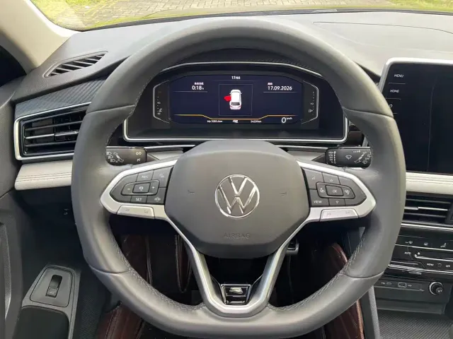 Volkswagen Tiguan L — Фото автомобиля 15