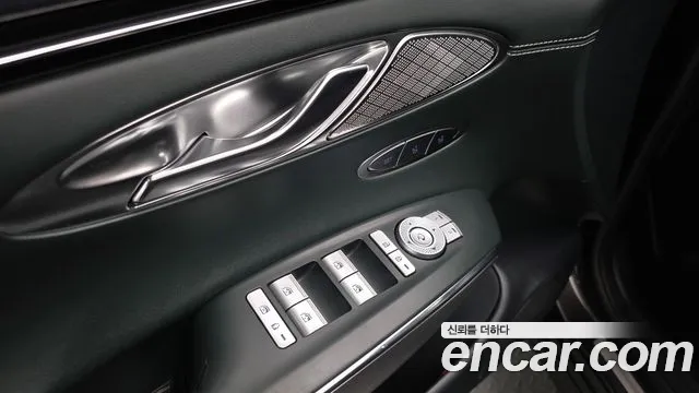 Genesis GV70 Electrified GV70 — Фото автомобиля 28