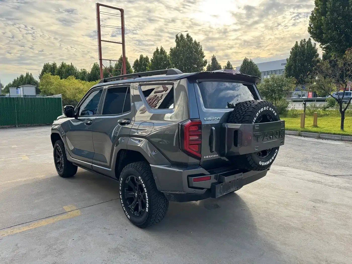 Tank Tank 400 New Energy 2023 Hi4-T Super Edition — Фото автомобиля 11