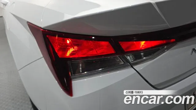 Hyundai Avante CN7 — Фото автомобиля 8