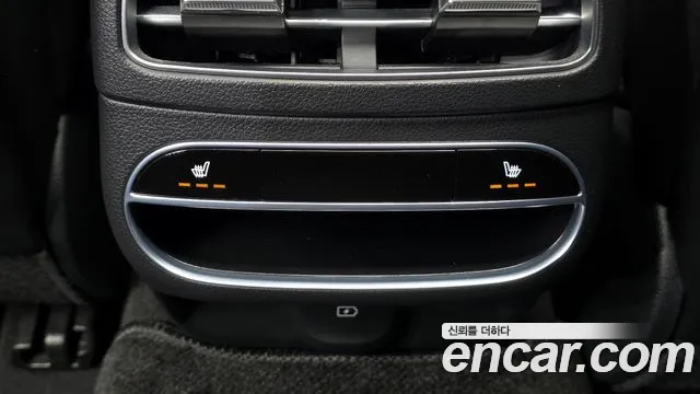 Genesis GV70 2.5T Бензин 2WD — Фото автомобиля 29