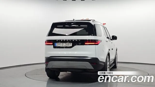 Land Rover Discovery — Фото автомобиля 4