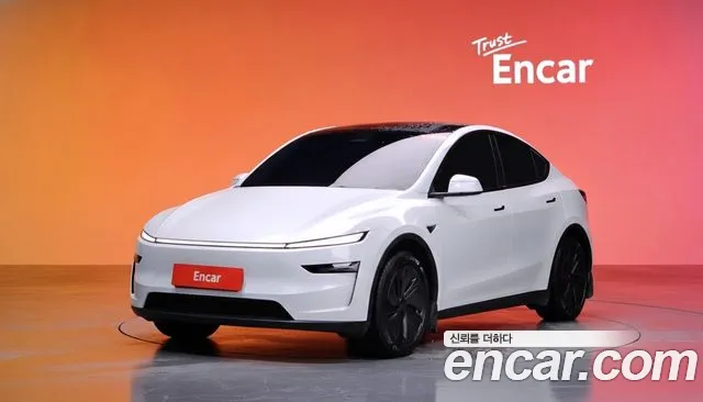 Фотография автомобиля — Tesla Model Y